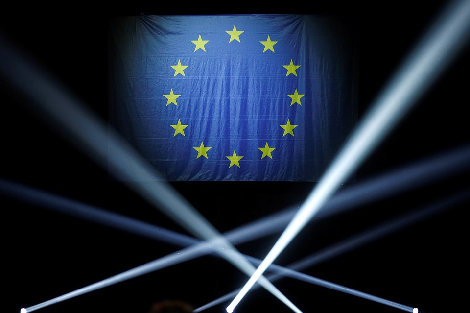 Во Франции призвали Европарламент к миру с Россией