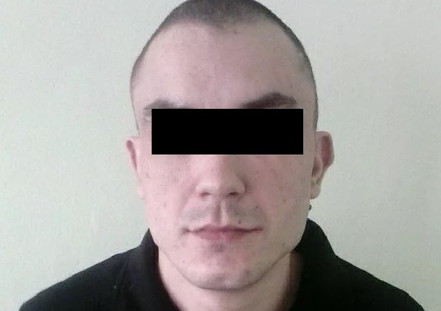 Полицейские быстро задержали мужчину и доставили обратно в психбольницу.