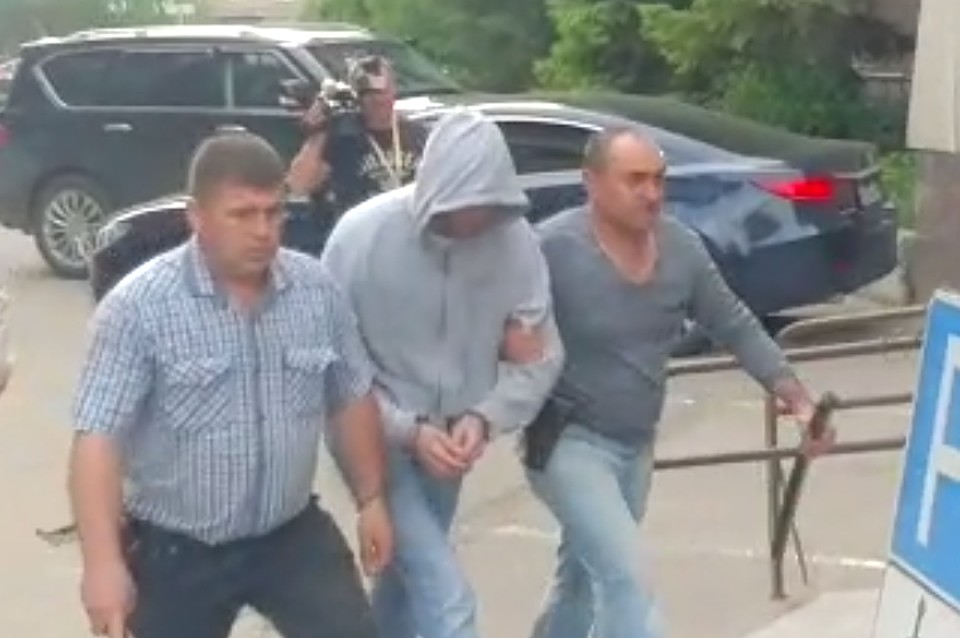 Подростка доставили в суд