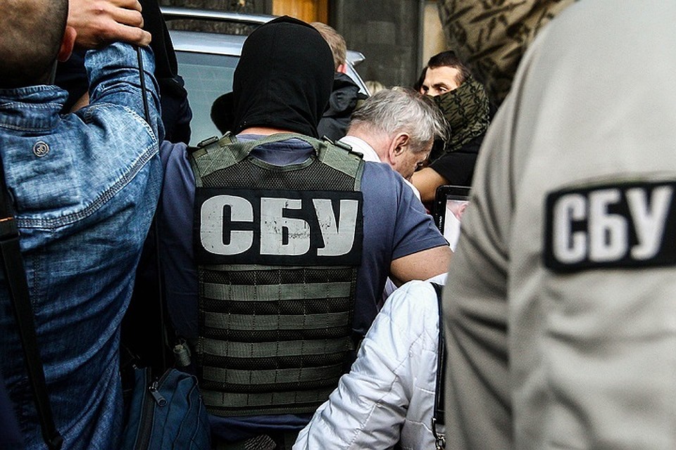Украинские спецслужбы придумали новый метод вербовки жителей Республик Донбасса через социальные сети. Фото: nabludatel.od.ua