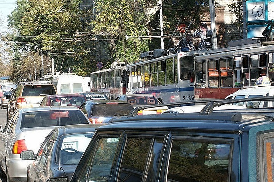 В столице с утра опять пробки