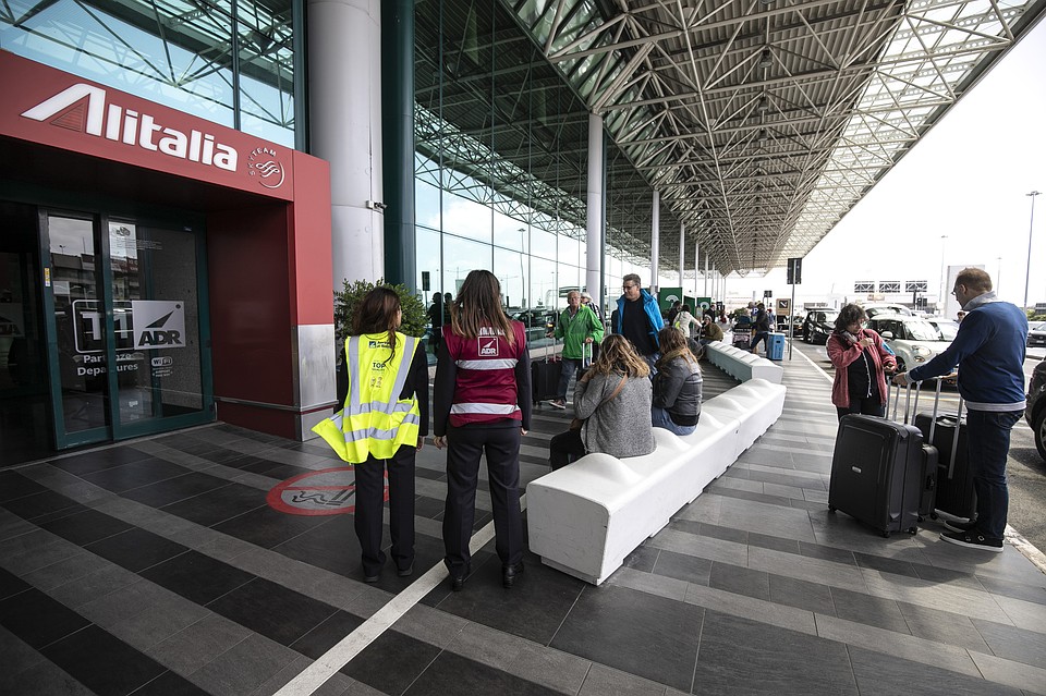 В Alitalia бастуют сотрудники
