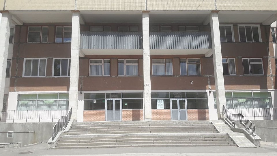 Лицей Петру Мовилэ.