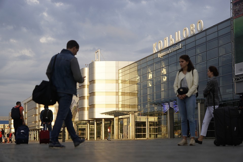 В области вторые сутки объявлено штормовое предупреждение