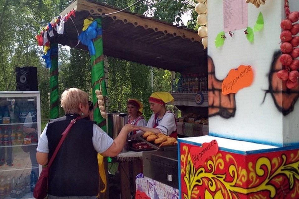 Красноярские заключенные представили на День города свою продукцию. Фото: пресс-служба ГУФСИН
