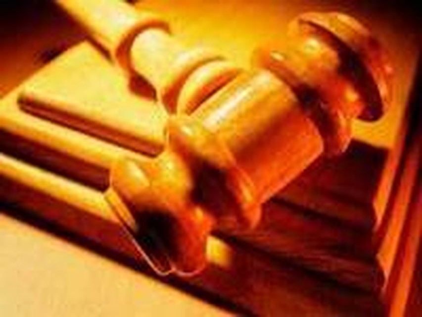 Ревнивого белгородца осудили за убийство жены на 13 лет.
