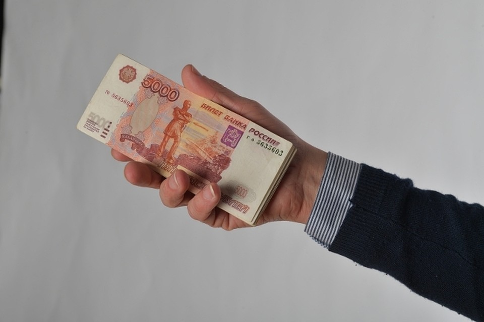Сыктывкарец выполнил все указания, сообщив при регистрации номер и реквизиты своей банковской карты.