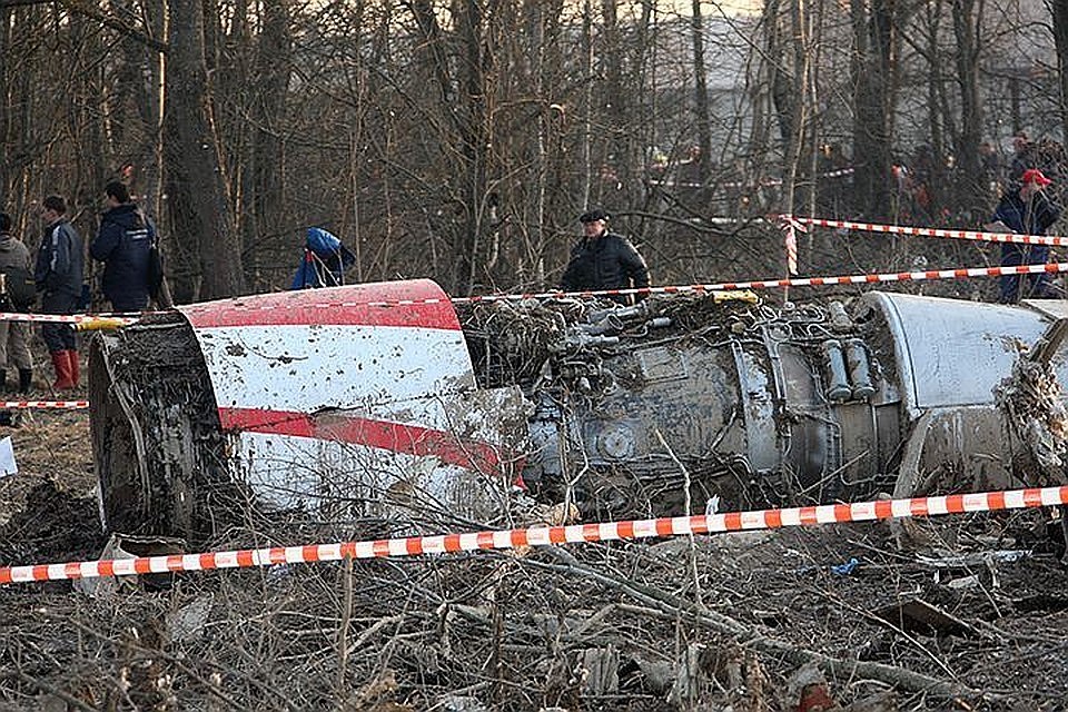 На борту лайнера находились 88 пассажиров и 8 членов экипажа, все они погибли.