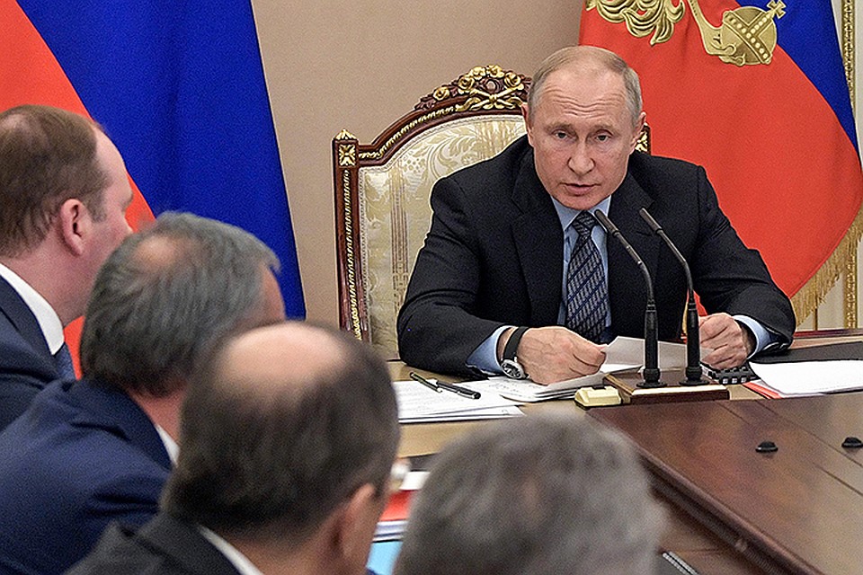 Президент Владимир Путин провел в Кремле заседания комиссии по вопросам военно-технического сотрудничества России с иностранными государствами. Фото: Алексей Никольский/пресс-служба президента РФ/ТАСС