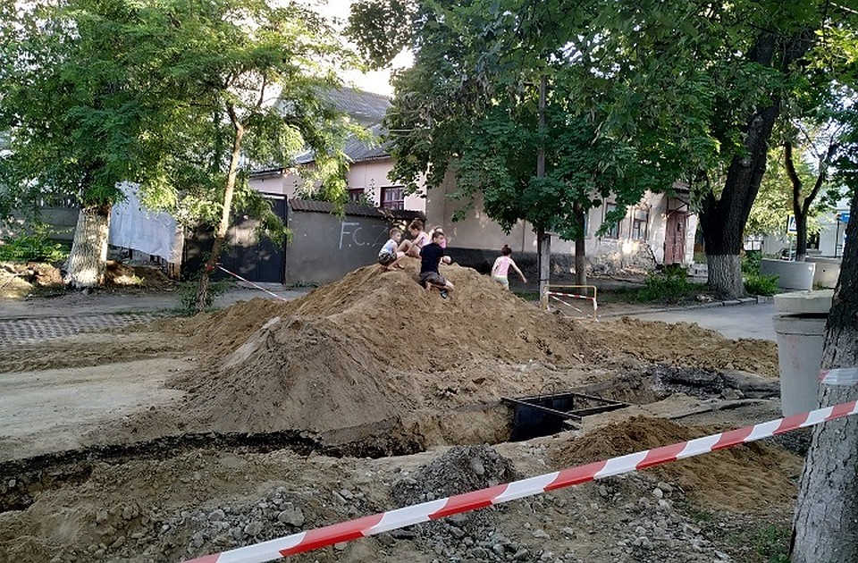 Центр Кишинева: вот такая у детей песочница