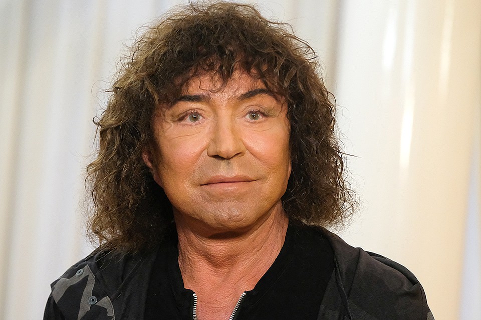 Певец Валерий Леонтьев.