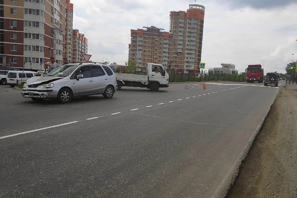 Смертью пешехода закончилась авария на «зебре» в Хабаровске