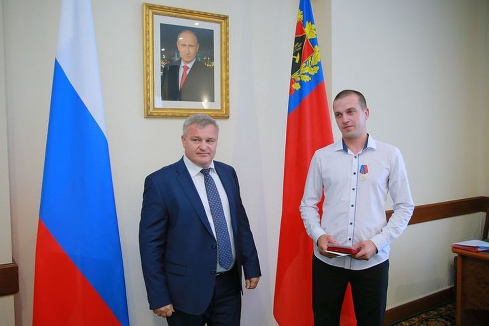 «Прыгнул, не раздумывая»: житель Мысков спас тонущую девочку. ФОТО: пресс-служба АКО.