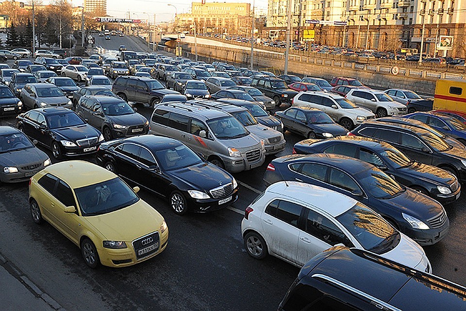 ЦОДД опубликовал список самых медленных магистралей Москвы.