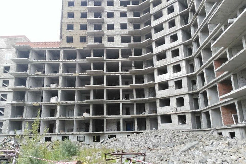 Дольщикам придется подождать еще два года.