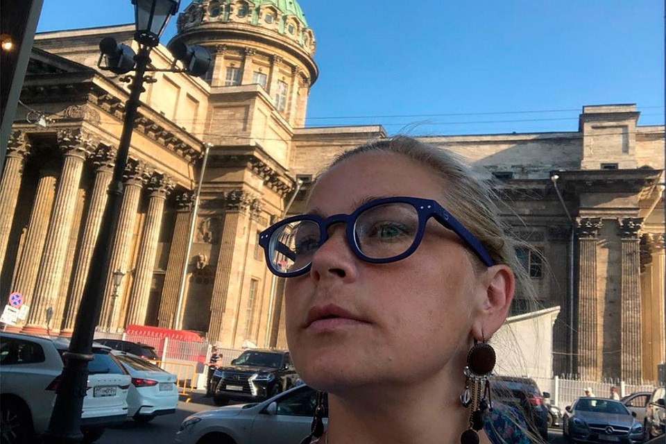 Актриса Ирина Пегова начинает утро в Петербурге с пробежки.