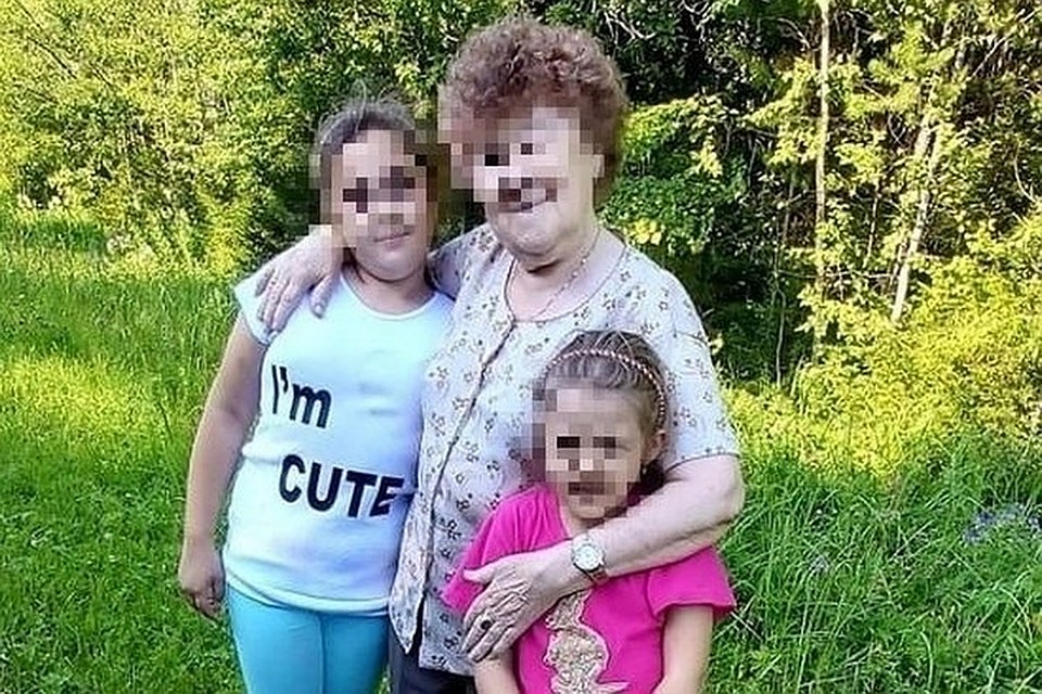 Девочки успели собраться за полчаса. Фото: семейный архив.