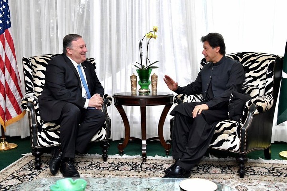 Госсекретарь США Майкл Помпео и премьер-министр Пакистана Имран Хан. Фото: Twitter/SecPompeo