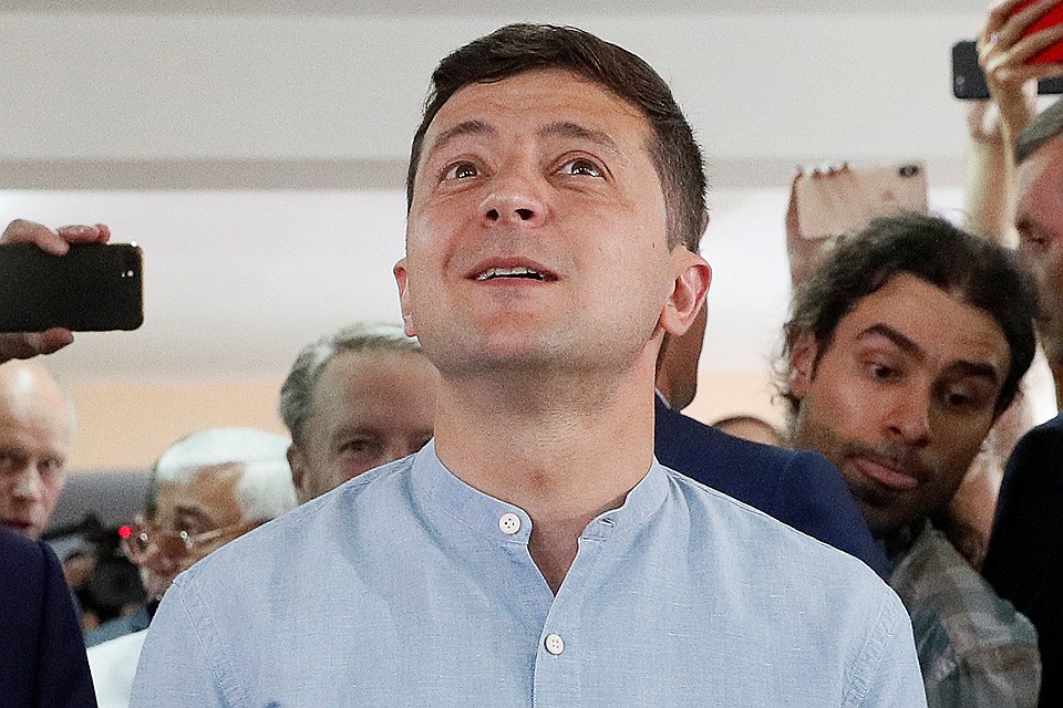 Президенту Зеленскому и его соратникам предстоит объявить имя нового премьера Украины.