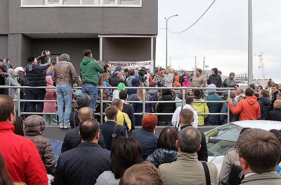 Жители окрестных домов просили власти города не допустить застройки новым жильем участка
