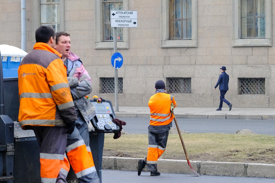 Власти намерены увеличить срок службы дорожного полотна с трех до двенадцати лет.