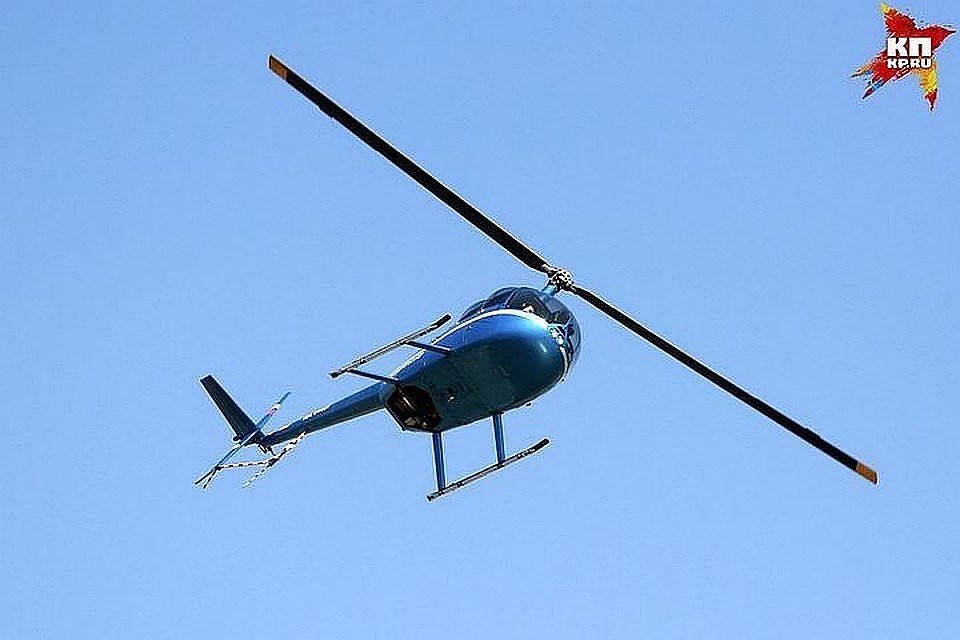В Вологодской области вертолет задел ЛЭП и упал в воду