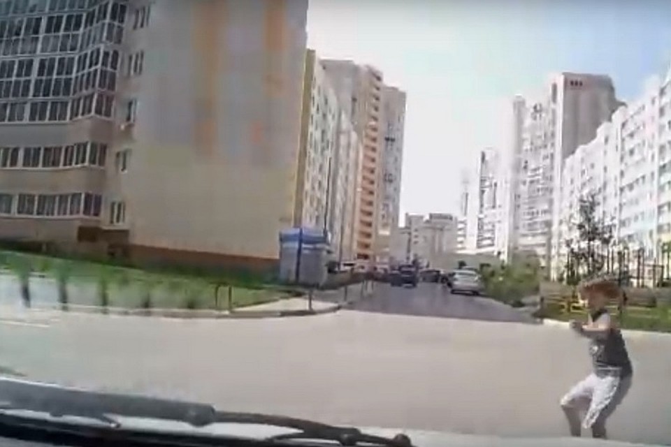 Кадр из видео "Аварии ДТП Воронежа".