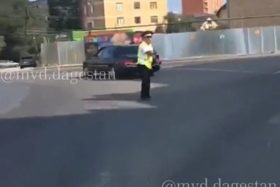 Полицейские, как только водитель умчался, начали погоню, но она продлилась недолго. Фото: МВД по Дагестану