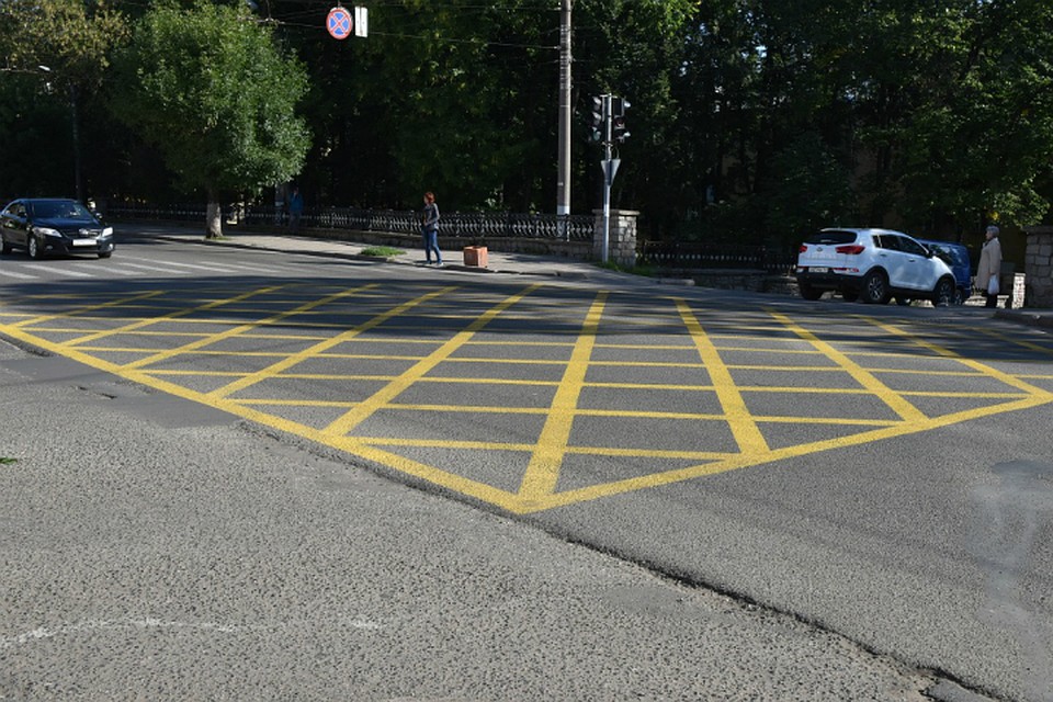 Разметка должна помочь избежать образования заторов. Фото: администрация города Кирова