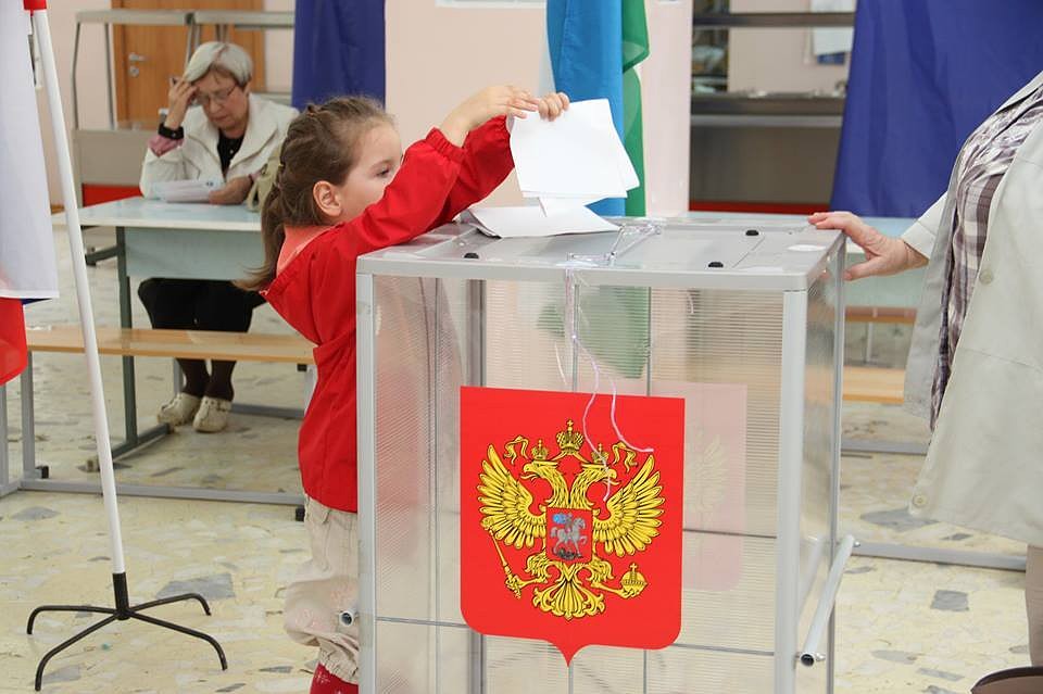 Избирательные участки будут открыты с 8 утра и до 8 вечера.