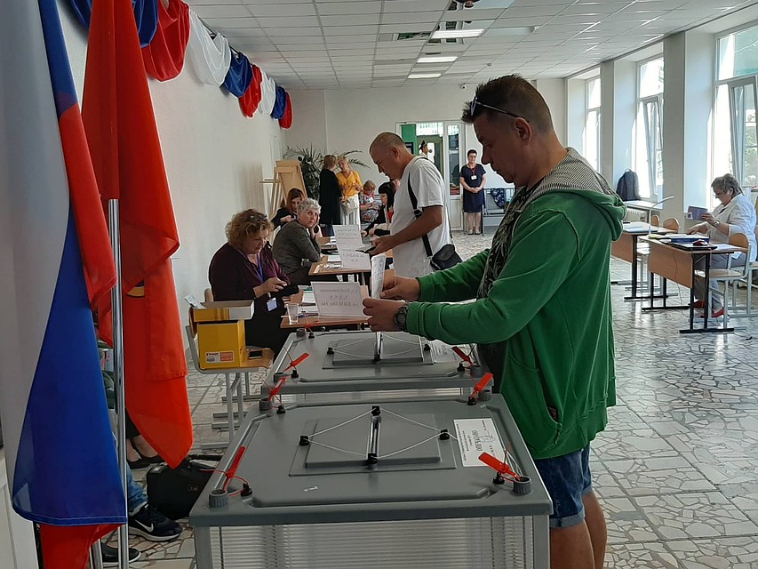 Пока подсчитано менее 10% бюллетеней.