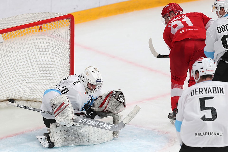 Александр Осипков успешно дебютировал в составе "Динамо". Фото: hcdinamo.by