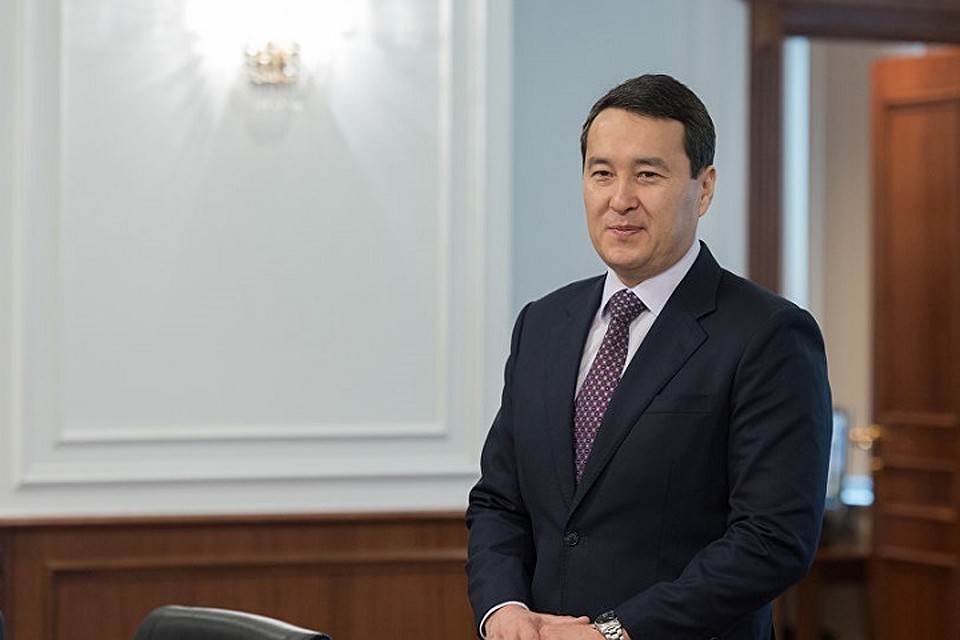 Алихан Смаилов.