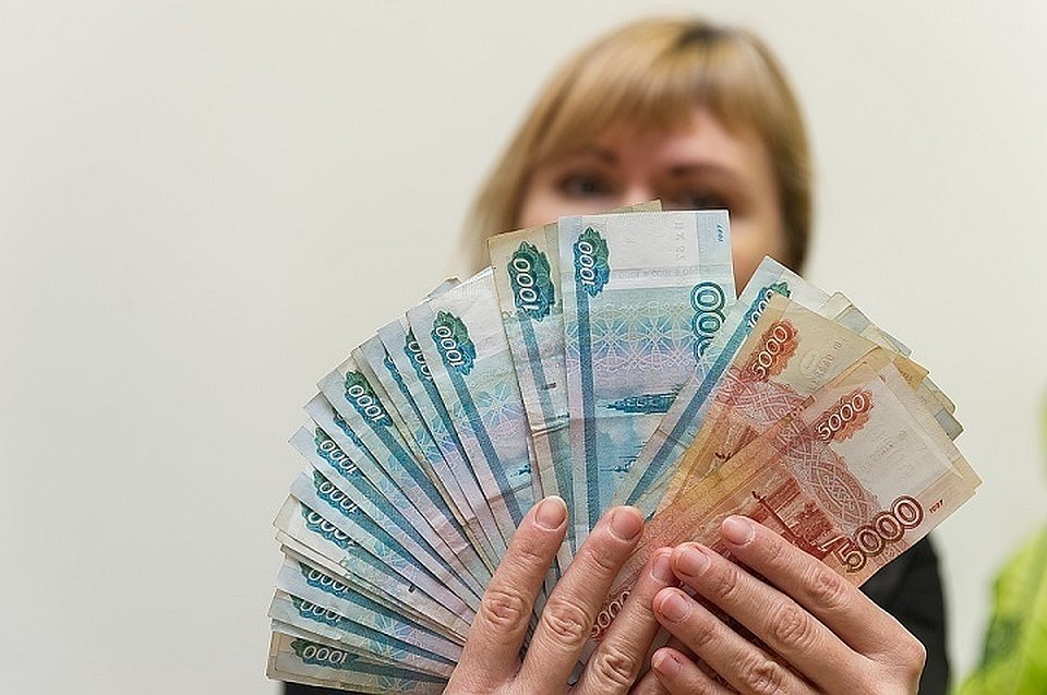 Мошенник добрался до ее денег через мобильное приложение.
