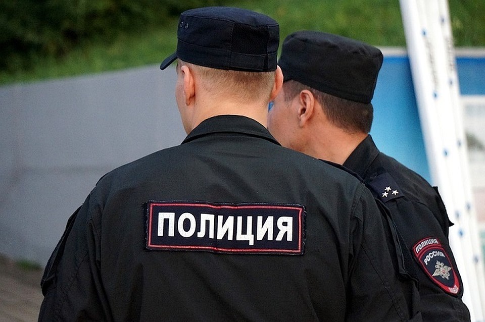 Полицейские задержали подозреваемых
