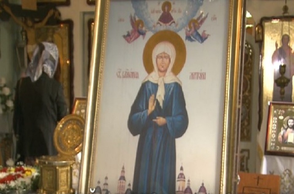 Икона и мощи Святой Матроны Московской доставлены в Кишинев. Фото: скриншот из видео