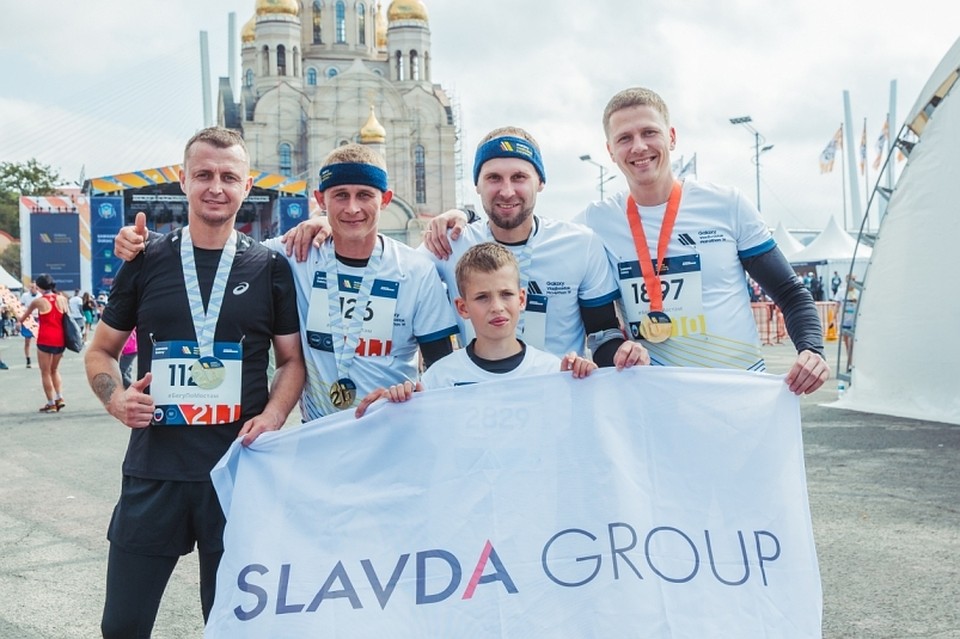 Slavda Group стала партнером марафона, а сотрудники компании решили испытать себя и приняли участие в международном забеге. Фото: ИА PrimaMedia