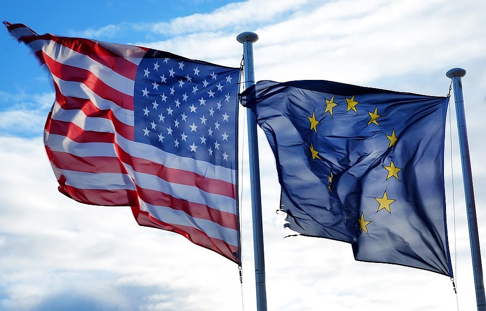 США вводят пошлины на самолеты и сельхозпродукцию из ЕС