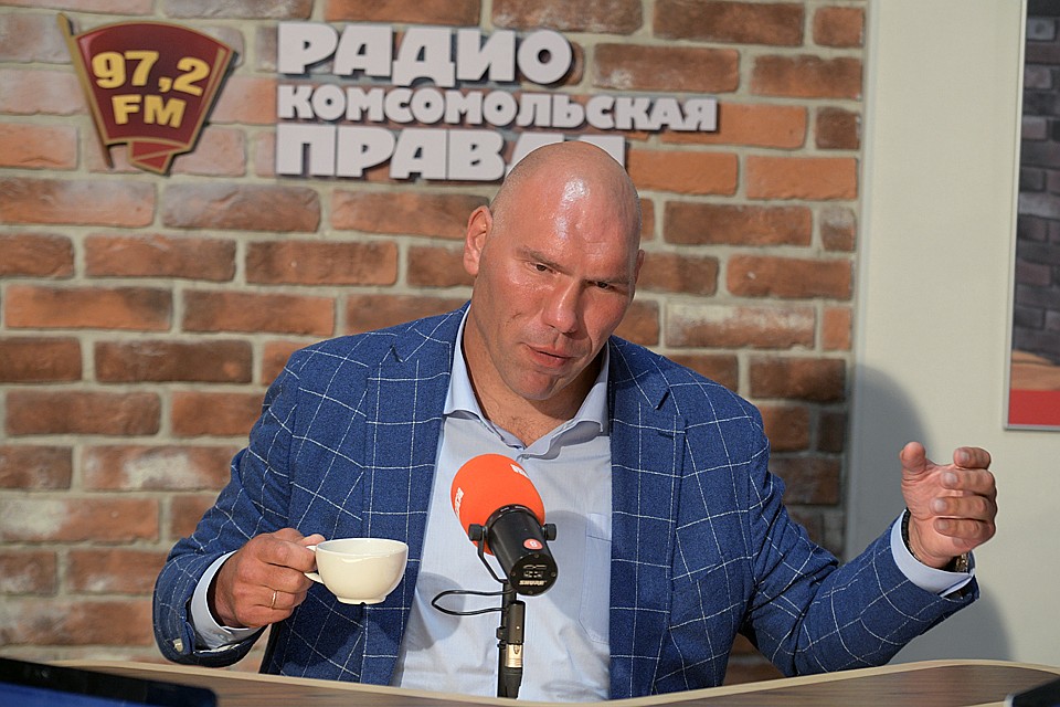 Николай Валуев связался с главным тренером железнодорожников Юрием Семиным