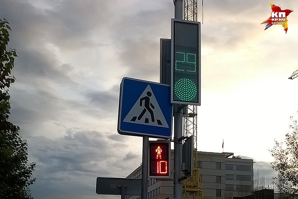 В Твери сбили пенсионерку, которая шла на "красный" свет