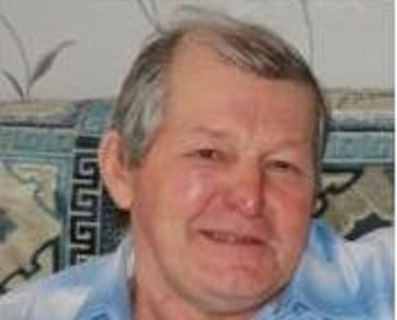 Мужчина может быть дезориентирован.