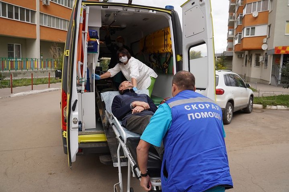 После встречи с соседом пенсионерам понадобилась помощь врачей