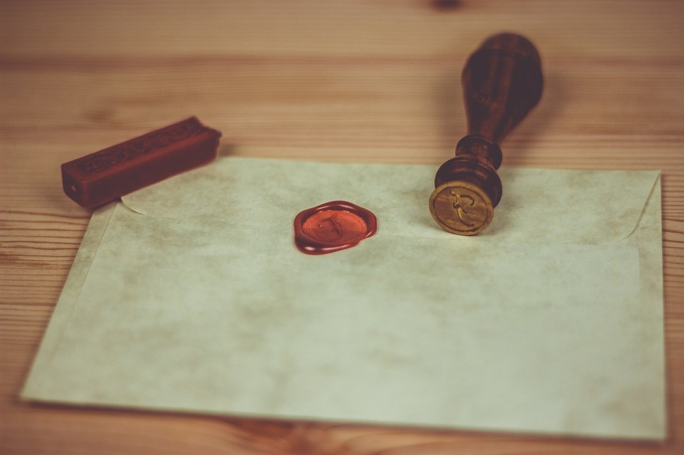 Тюменец по почте получал наркотики из зарубежного магазина. Фото - pixabay.com.