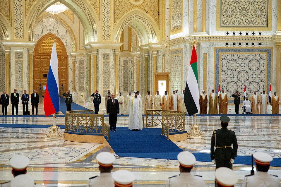 Эмираты приняли российского президента на высшем уровне