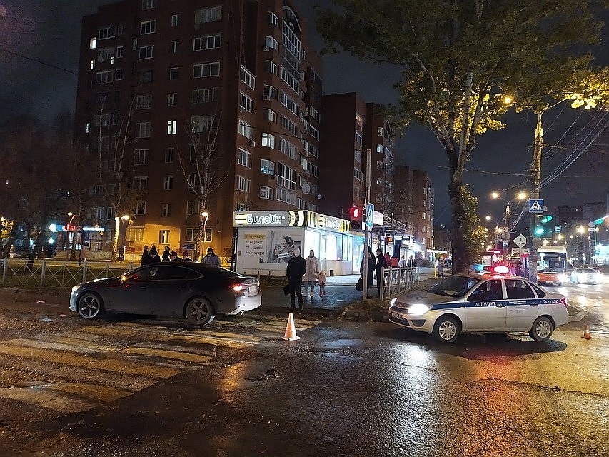 ДТП произошло вечером в понедельник, 14 октября.
