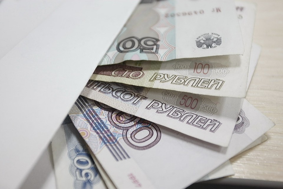 Работодатель задолжал научным сотрудникам в общей сумме 850 тысяч рублей.