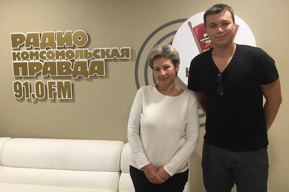 Слева Елена Костенко, справа Егор Казаков