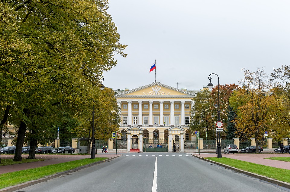 В Петербурге КИО могут переименовать в КУГИ