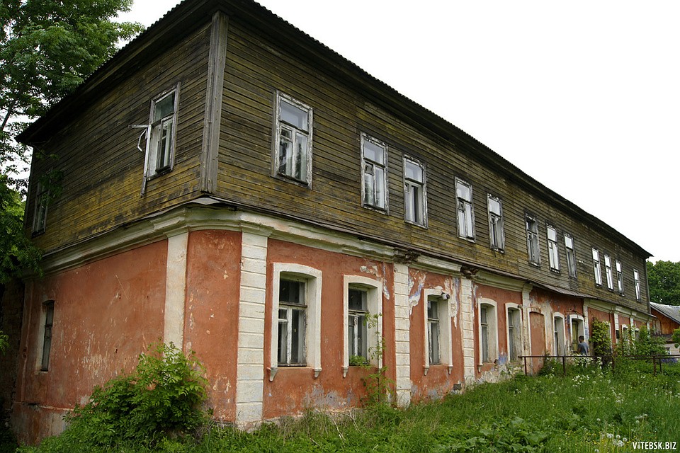 Усадьба Владимира Адамова долгие годы пустовала и разрушалась. Фото портала vitebsk.biz