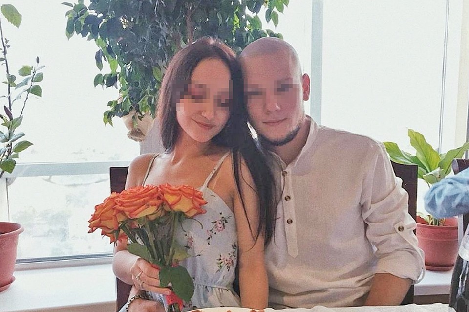 На фотографии убитый Алексей со своей возлюбленной.